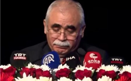 Constitutional Court President Weeps on Stage:  I Fear When I Come to This Saying