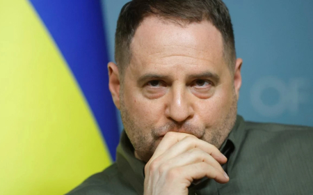 Zelensky's chief of staff Yermak resigns amid corruption probe