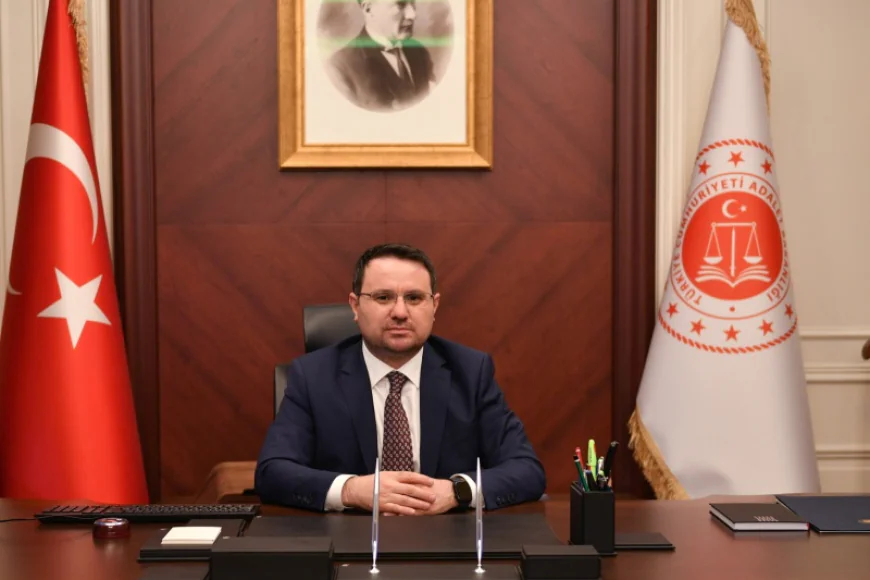 Turkish President Erdogan replaces justice and interior ministers 